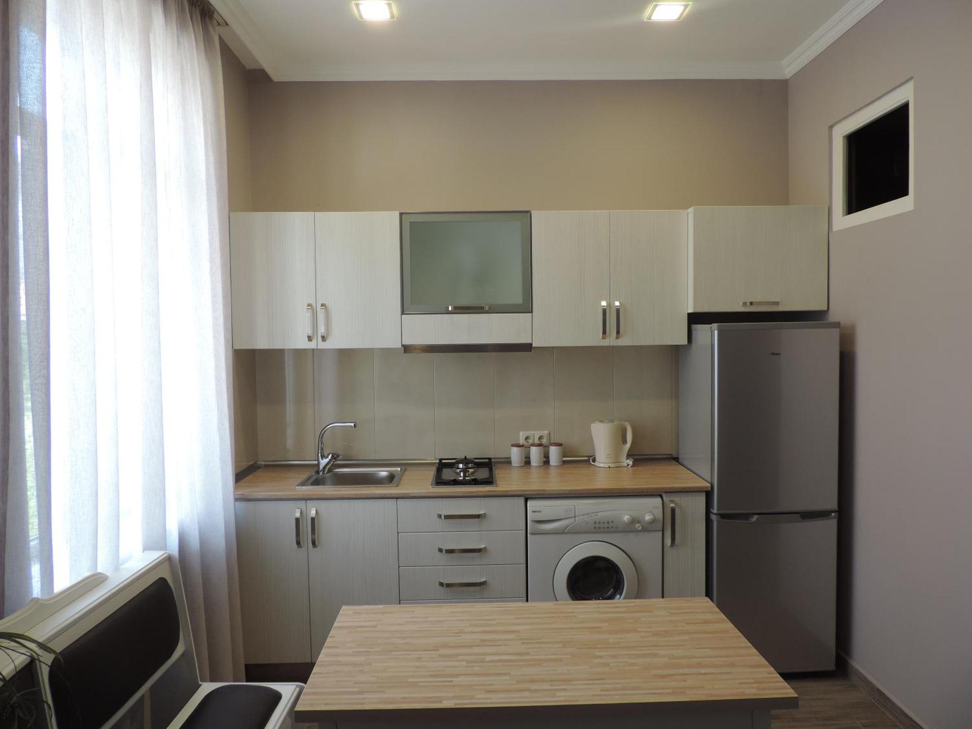 Modern Apartment Батуми Екстериор снимка
